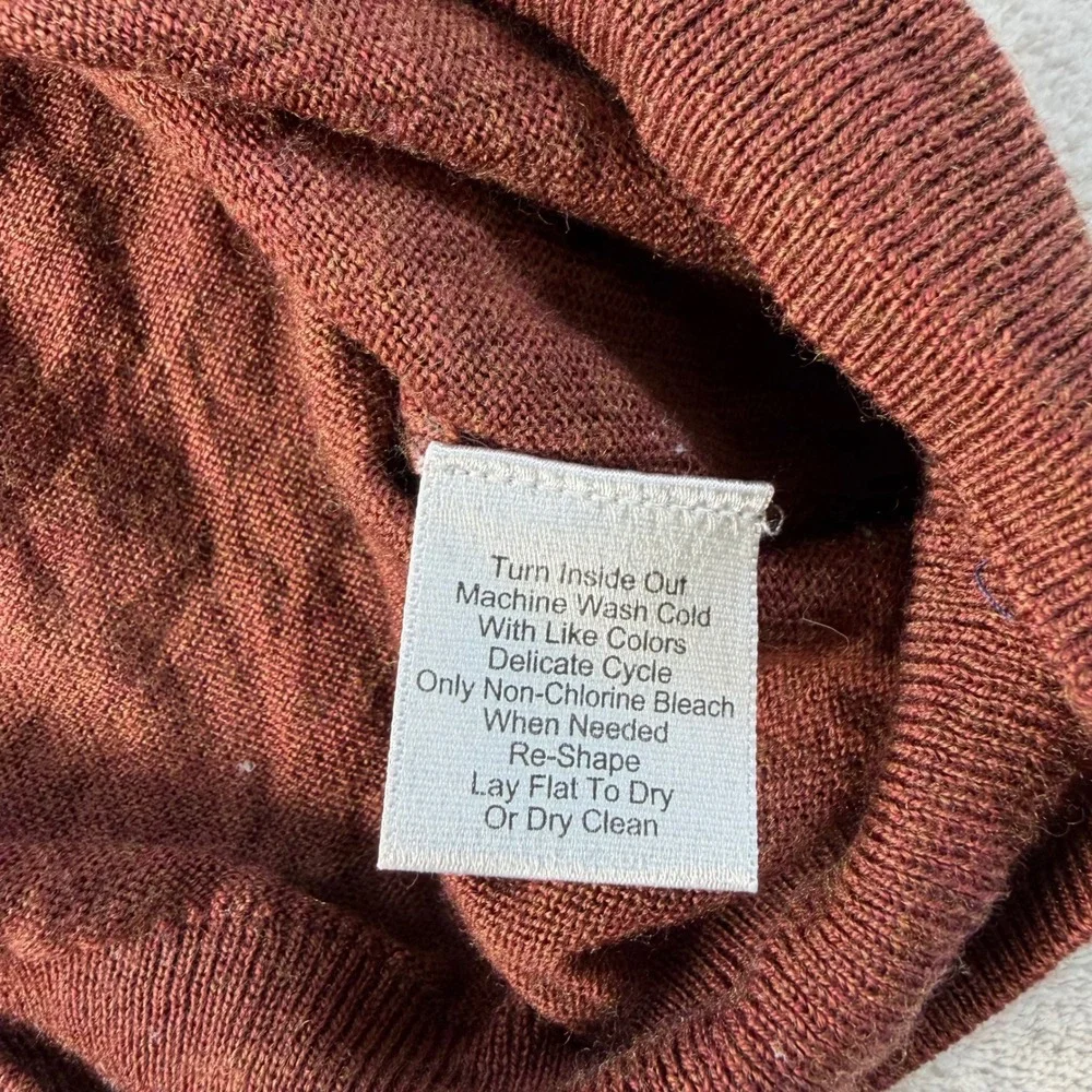 Jos. A. Bank Sweater V-Neck Traveler Men XL Rust Orange 100% Merino Wool Knit